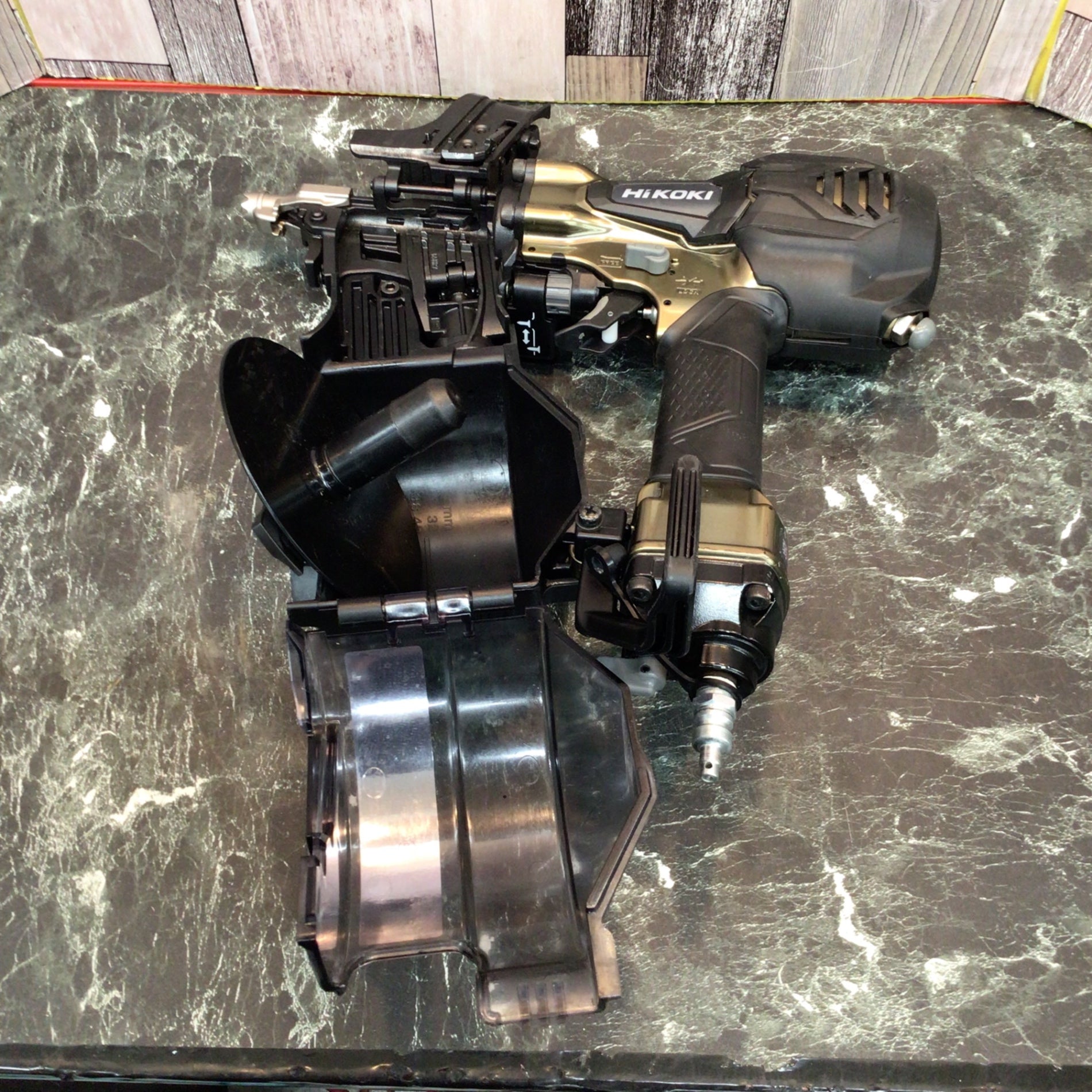 ☆ハイコーキ(HIKOKI ※旧:日立工機) 高圧エア釘打ち機 NV65HR2(S