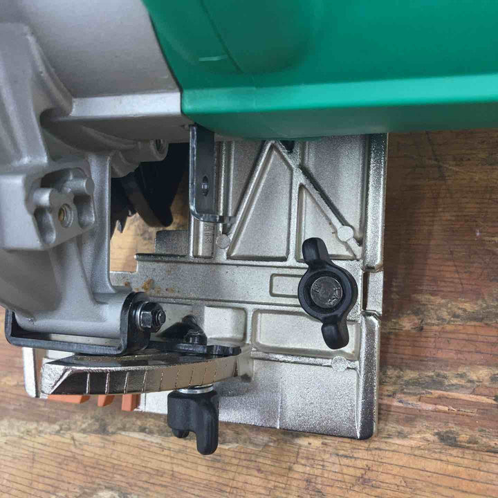◇マキタ(makita) 165mm 電気マルノコ M562【柏店】