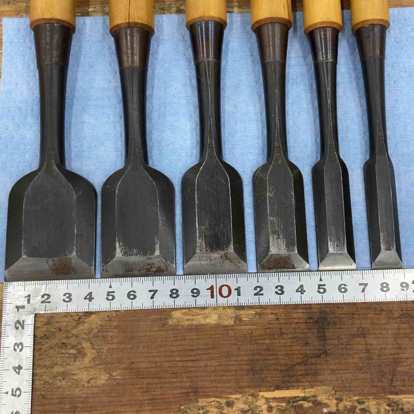 中古品】▽鑿 ノミ 10本組 叩き鑿 追い入れ鑿 『東一正芳』【柏店