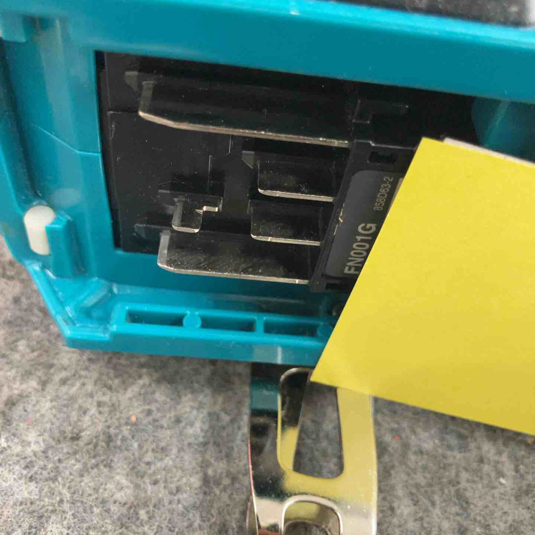 ★マキタ(makita) コードレスフィニッシュネイラ FN001GZK【鴻巣店】