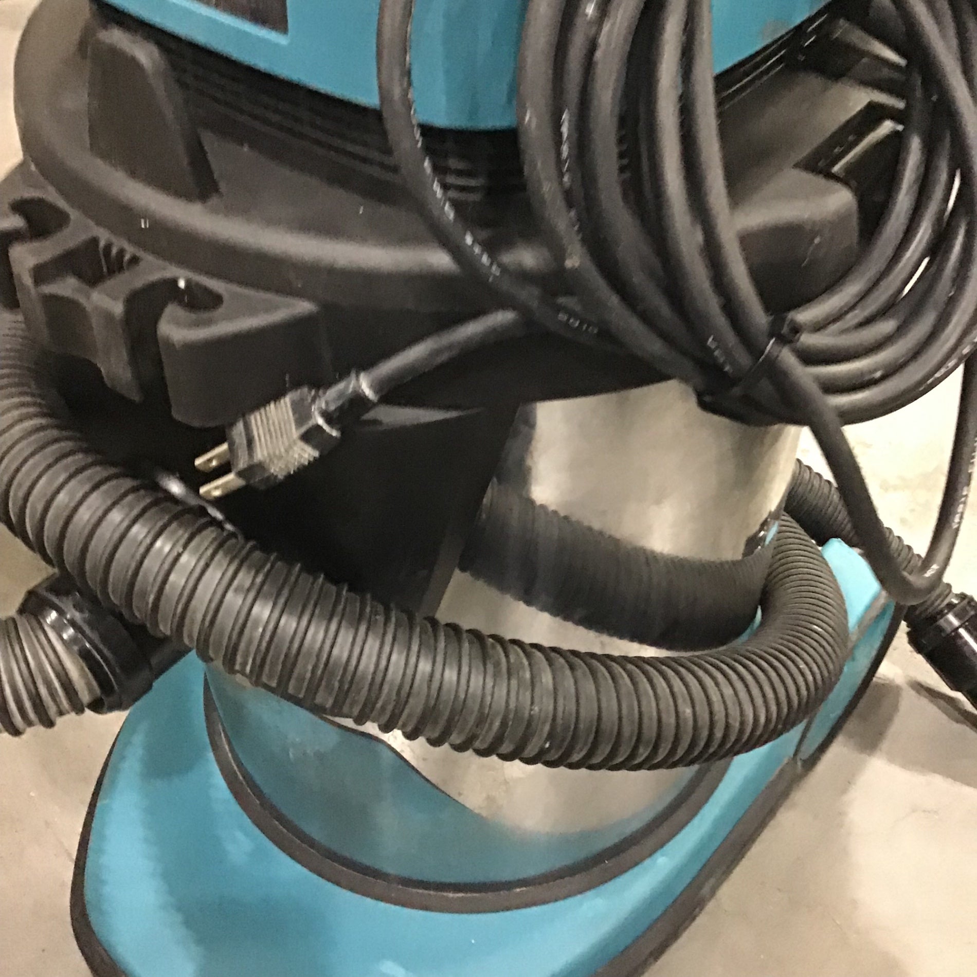 ☆マキタ(makita) 集じん機 490【川口店】 – アクトツールオンライン