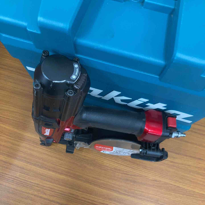 ★マキタ(makita) 高圧エアネジ打ち機 AR411HR【八潮店】