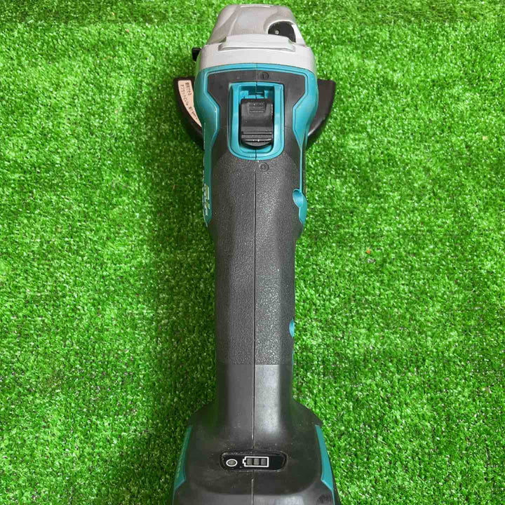 マキタ(makita) 100mmコードレスディスクグラインダ GA404DZN 6.0Ahバッテリー付【桶川店】