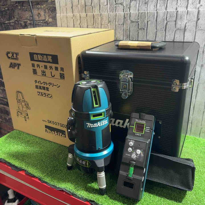 ★マキタ(makita) 10.8V レーザー墨出し器 SK507GDZN【川口店】