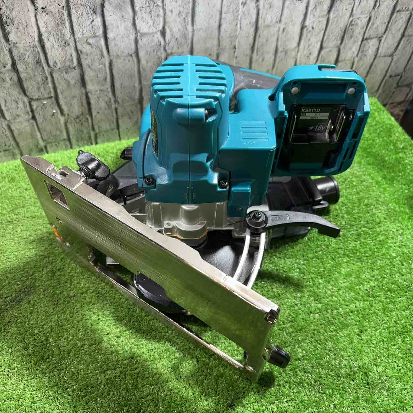☆マキタ(makita) コードレス防じん丸のこ KS511DZ【岩槻店】 【公式通販】