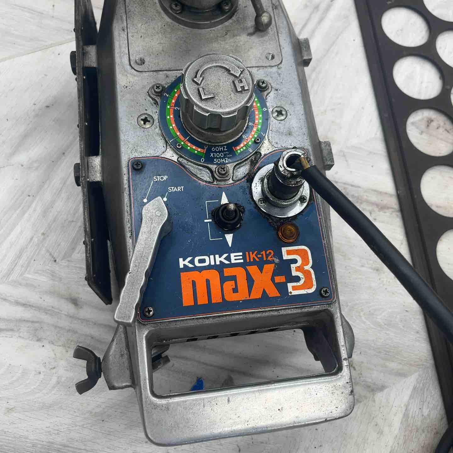 店頭受取り限定】◇小池酸素 ポータブル自動ガス切断機 MAX-3 IK-12