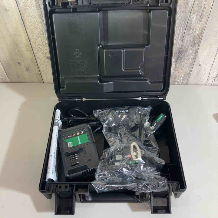 【未使用品】★純正バッテリー2個&充電器付き★HiKOKI(ハイコーキ) 10.8V 充電式 インパクトドライバー ストロングブラック 蓄電池・充電器付 WH12DCA(2LSB)【戸田店】