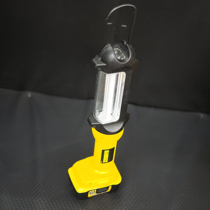 【中古品】DeWALT/デウォルト　18V充電式ランタン　DC527【鴻巣店】