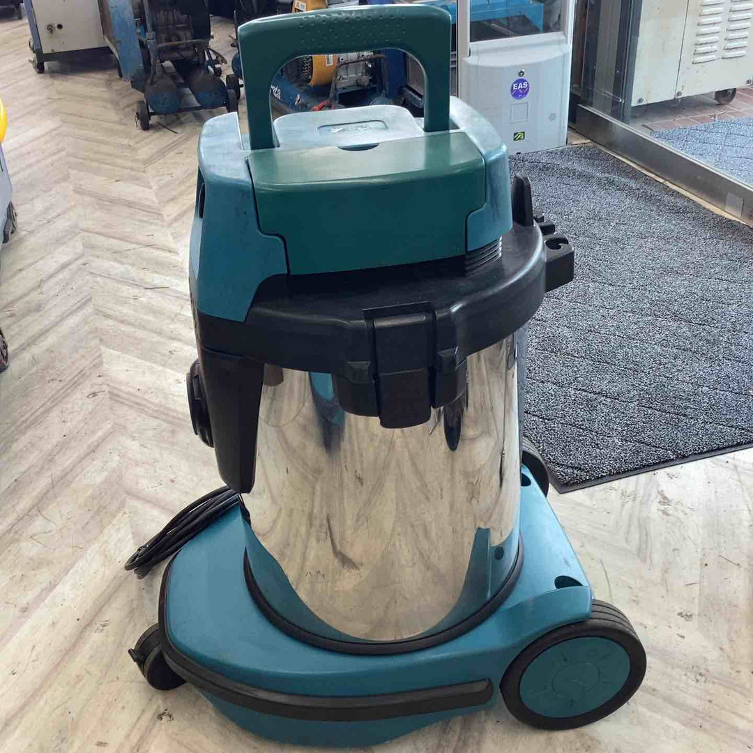 ☆マキタ(makita) 集じん機 490【越谷店】