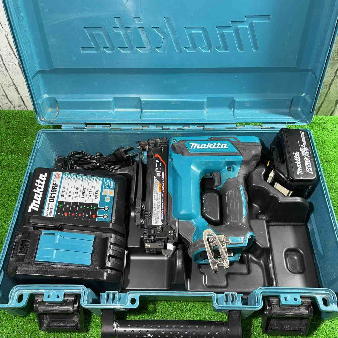 ★マキタ(makita) コードレスタッカ 18V ST421DRG 動作確認済【川口店】