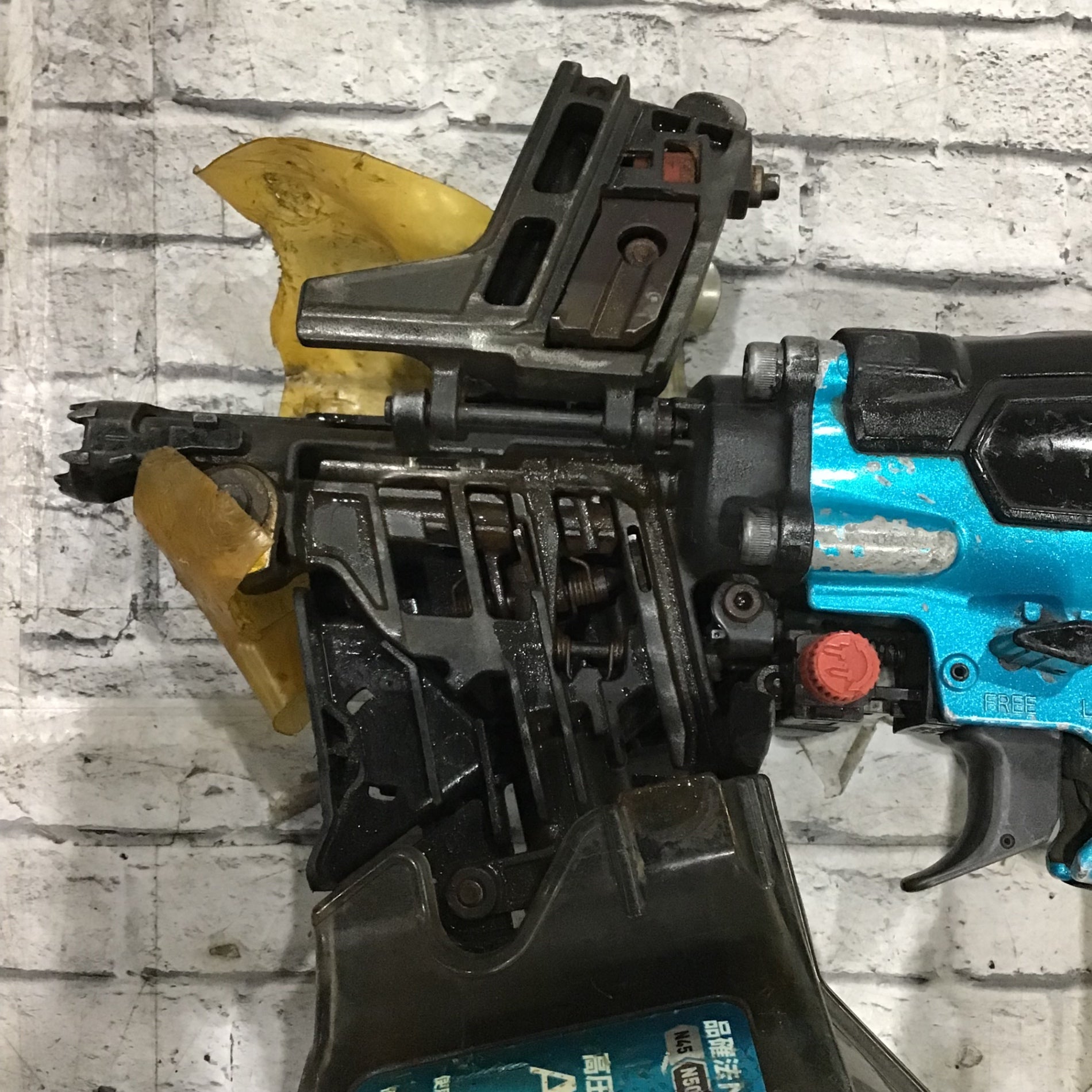 ☆マキタ(makita) 高圧エア釘打ち機 AN633HM【川口店】 – アクトツール