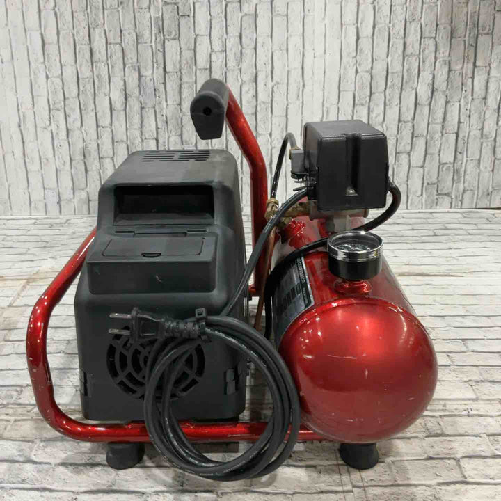 ◇藤原産業 (SK11) オイルレス エアーコンプレッサー SR-045 タンク容量 4L SR-L04SPT-01【川口店】