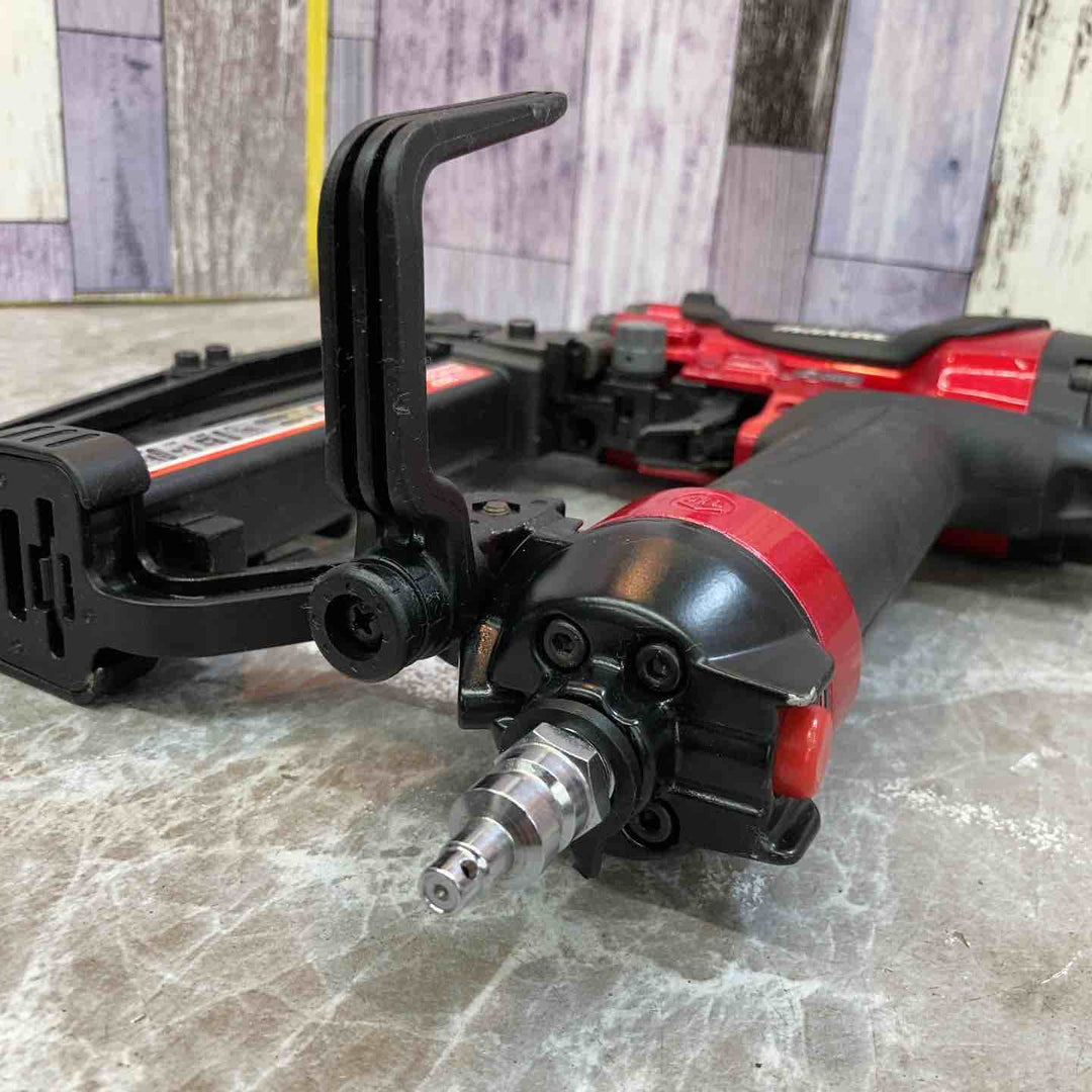 【中古品】★マキタ(makita) 高圧フロアタッカ AT450HA【八潮店】