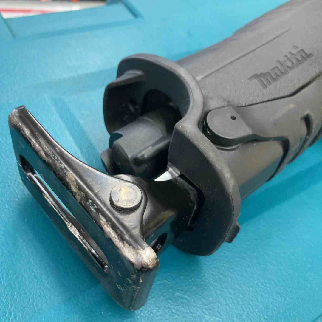 マキタ makita 18V コードレス レシプロソー JR187DZK セーバーソー 【鴻巣店】