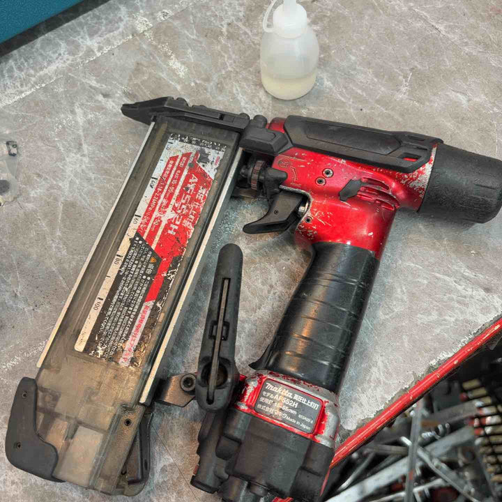 ★マキタ(makita) 高圧フィニッシュネイラ AF552H【八潮店】