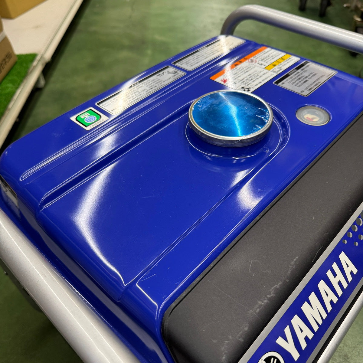 美品中古・発送可！】 ヤマハ YAMAHA 2.5kVA インバーター発電機