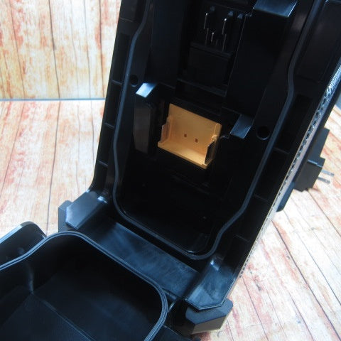 ★マキタ(makita) コードレスラジオ MR113B【川崎店】