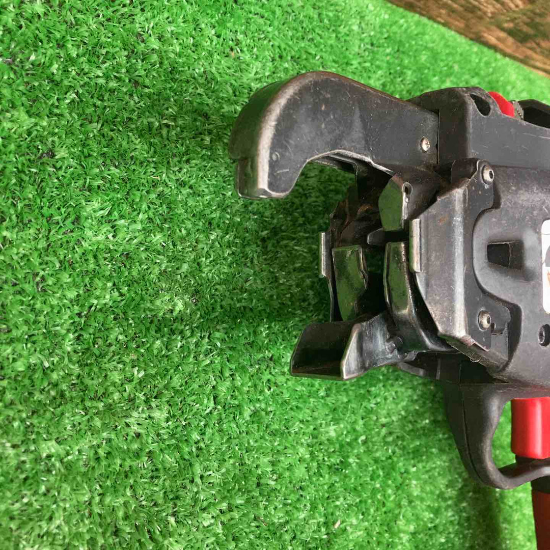 ◇MAX(マックス)  鉄筋結束機 リバータイア RB399A-B2C/40A【川越店】