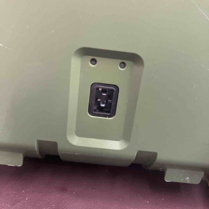 【タイムセール】 【中古品】 ハイコーキ(HIKOKI ※旧:日立工機) コードレス冷温庫 UL18DB(WMG) 36V 本体のみ ACアダプター付属 【東大和店】