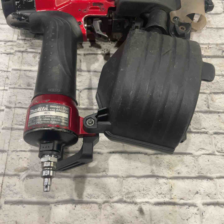 【中古品】★マキタ(makita) 高圧エア釘打ち機 AN530H  50mm ワイヤ シート【柏店】