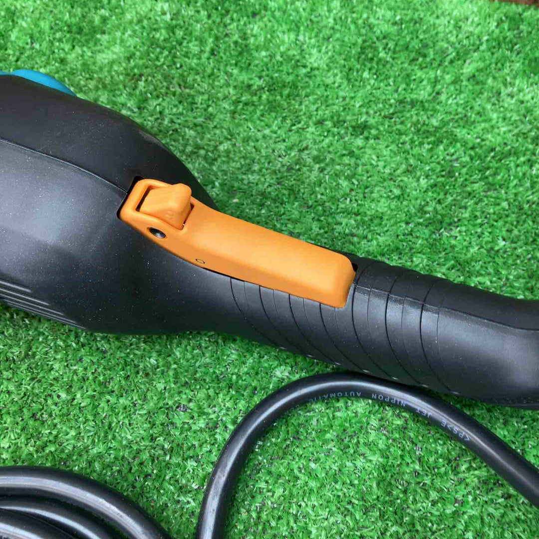 マキタ(makita) 180mm電子ディスクグラインダ GA7011C【川越店】