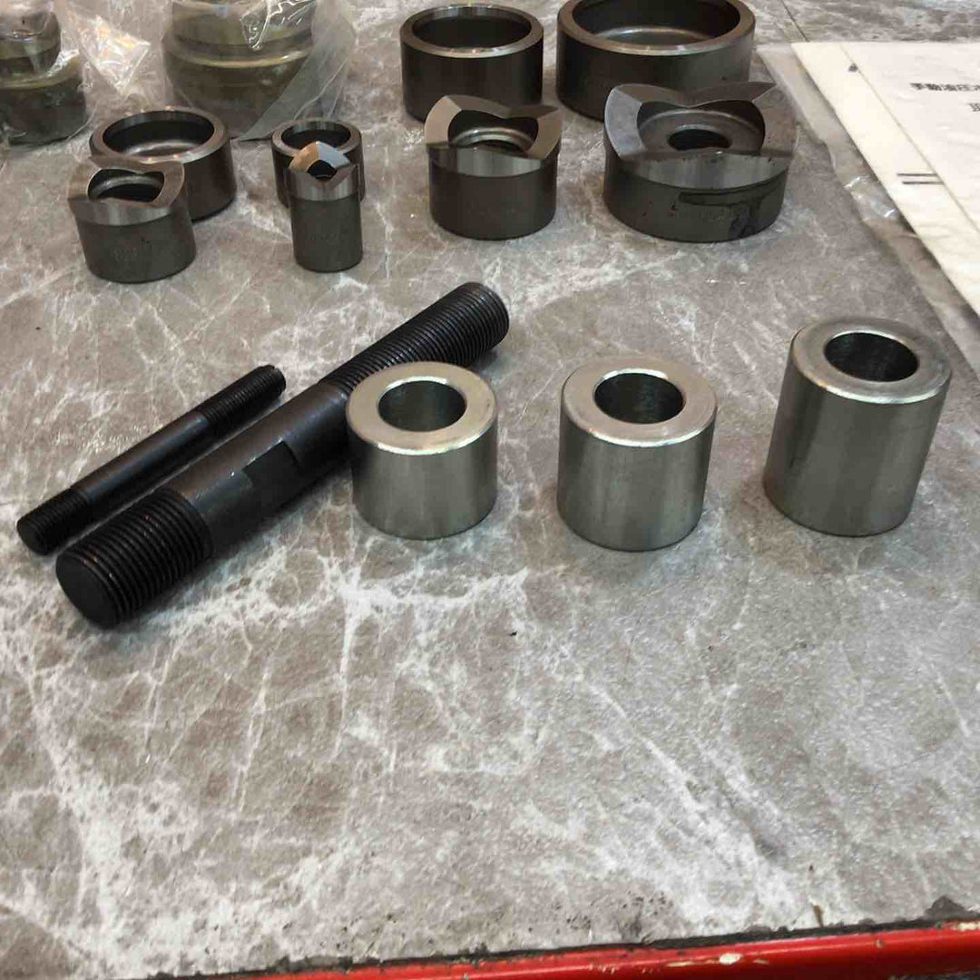 【中古品 美品】◇泉精器 IZUMI 分離型油圧式 パンチャ SH-10-1【八潮店】