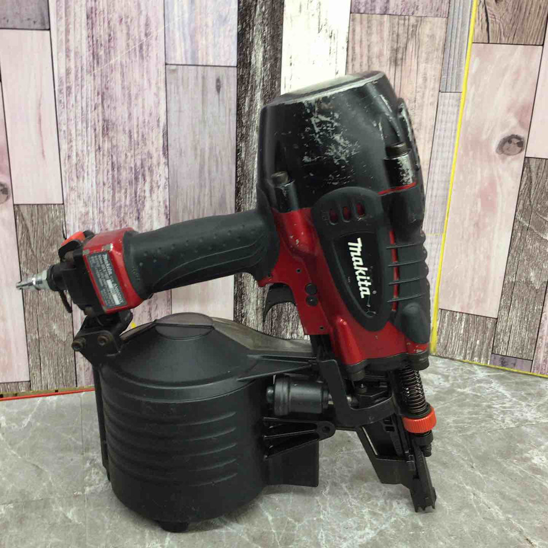 ★マキタ(makita) 高圧エア釘打ち機 AN900HX【八潮店】