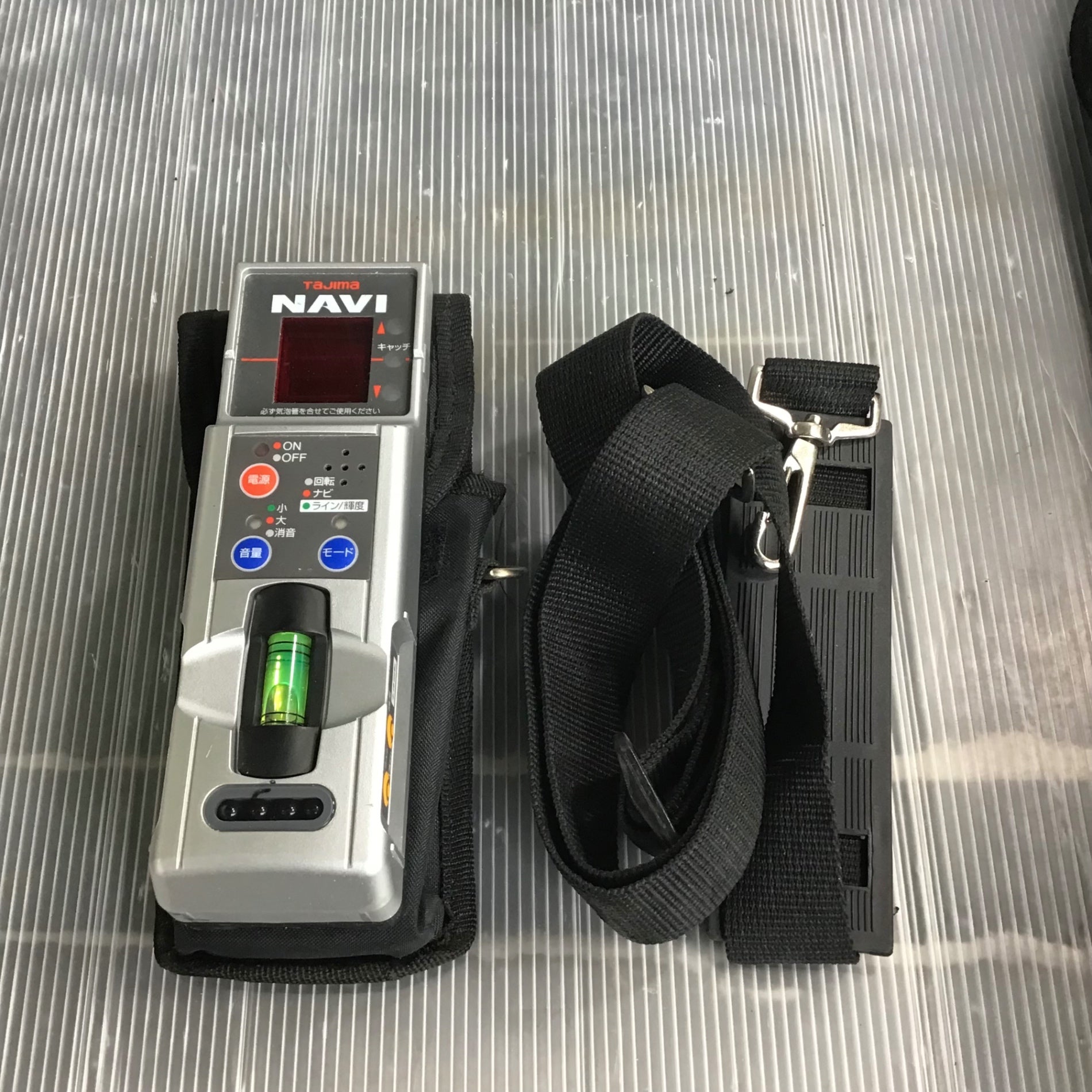 タジマ　レザーレベル　自動追尾 〇タジマ(Tajima) 自動追尾レーザー墨出し器 矩十字・横 ZERON-KJY