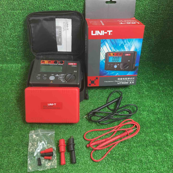 UNI-T UT501A 1000V絶縁アース接地抵抗マルチメータ 電圧計テスター【川崎店】