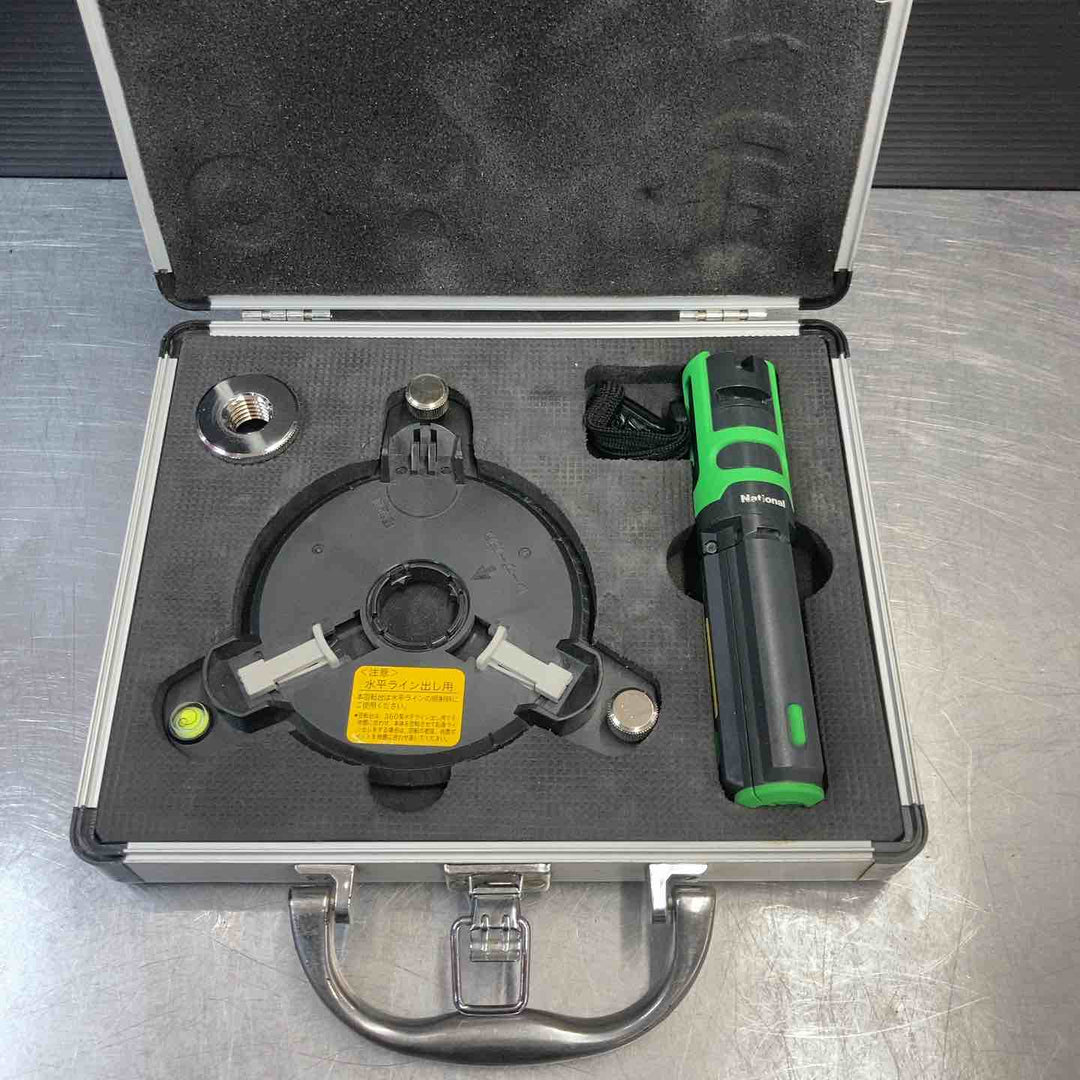 【中古品】 パナソニック(Panasonic) レーザー墨出し器 墨出し名人 十字・地墨 BTL1100G ナショナル 【東大和店】