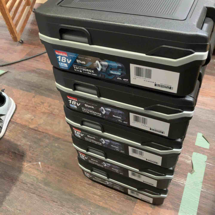 ★送料無料★マキタ(makita) コードレスインパクトドライバー TD173DRGX 5台セット　黒4台青1台