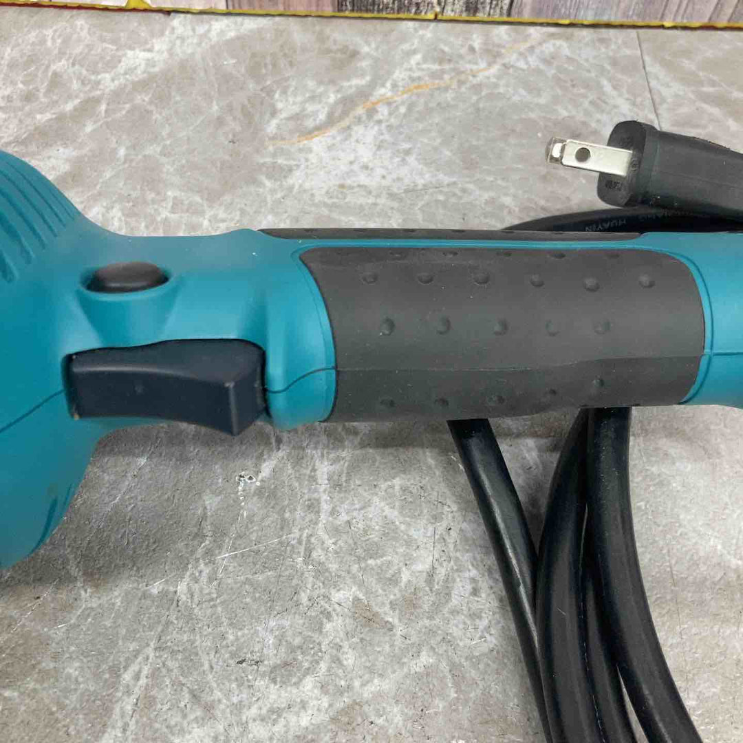 ◇マキタ(makita) 150mmディスクグラインダ GA6010【八潮店】
