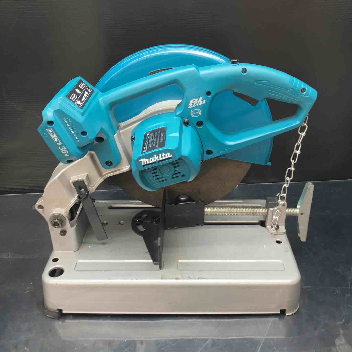 マキタ(makita) コードレス高速切断機 LW141DZ【川越店】 マキタ(makita) コードレス高速切断機 LW141DZ【川越店】 – アクト