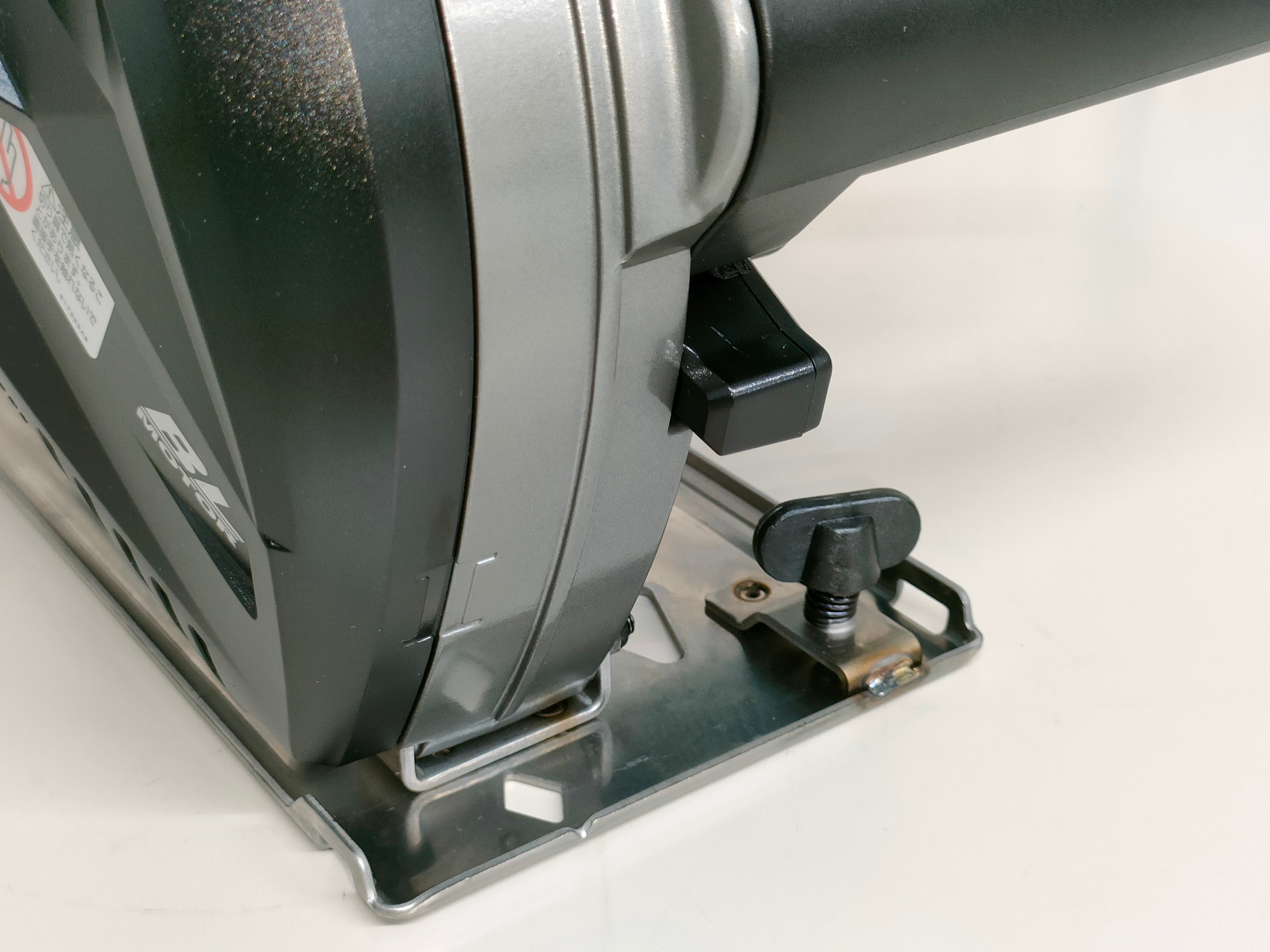 マキタ(makita) コードレスチップソーカッター CS001GRMX【川崎店