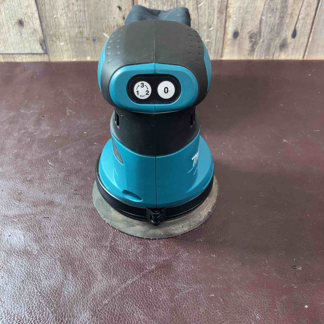 【中古品】マキタ(makita) コードレスランダムオービットサンダ BO180DZ【東大和店】