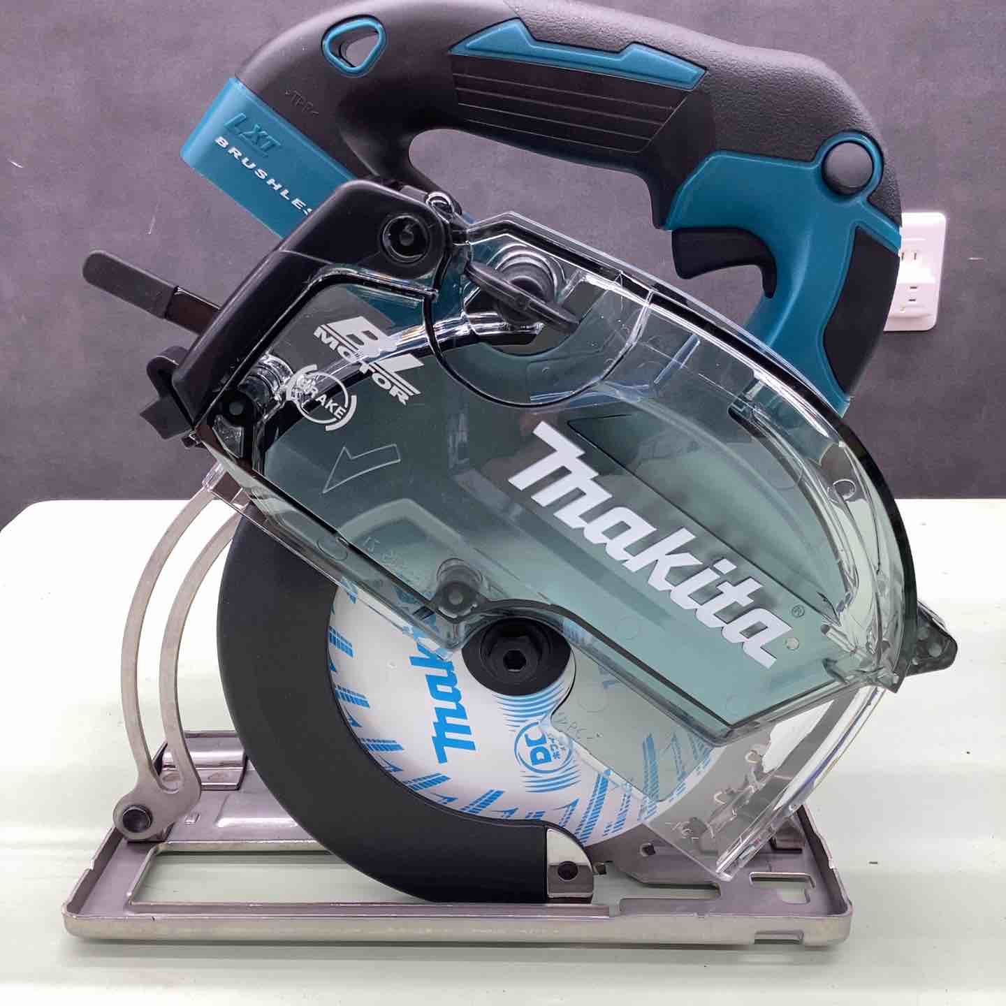☆マキタ(makita) コードレスチップソーカッター CS553DRGXS【越谷店 ☆マキタ(makita) コードレスチップソーカッター CS553DRGXS【越谷店