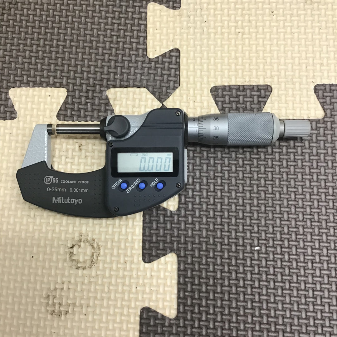 ミツトヨ(Mitutoyo) クーラントプルーフマイクロメータ MDC-25PX 293-240-30【草加店】