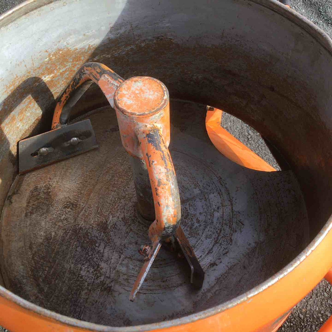 【中古品 / 店頭受取り限定】 栄和/EIWA モルタル モルタルミキサー EMT-2.5L 【鴻巣店】