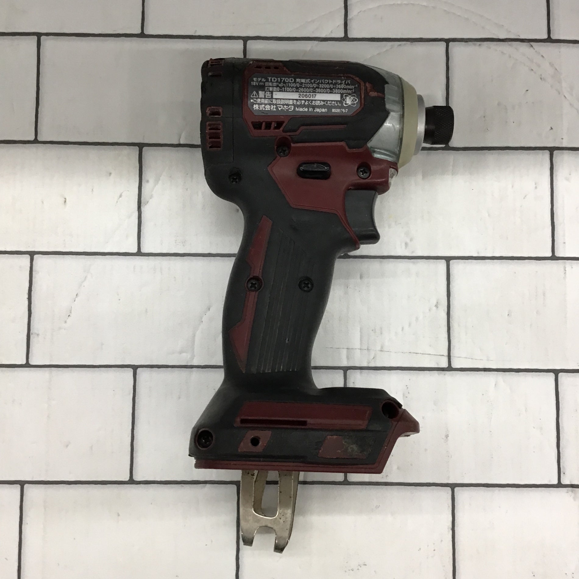 〇マキタ(makita) コードレスインパクトドライバー TD170DTXAR 〇マキタ(makita) コードレスインパクトドライバー TD170DTXAR