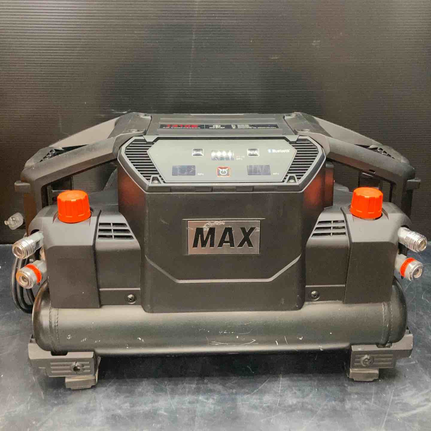 ☆マックス(MAX) エアコンプレッサー AK-HH1310E_ブラック【川越店