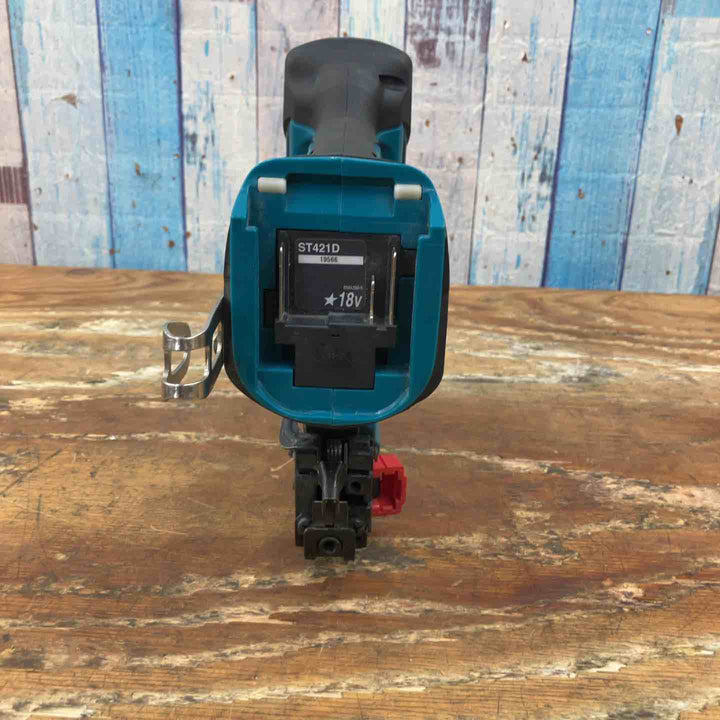 ★マキタ(makita) コードレスタッカー ST421DZK【柏店】