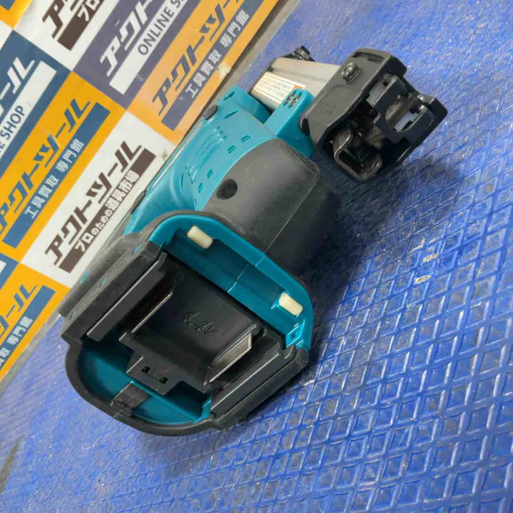 ☆マキタ(makita) コードレスタッカ ST420DZK【草加店】