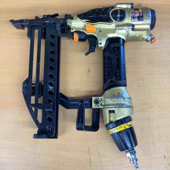 ★ハイコーキ(HIKOKI ※旧:日立工機) 高圧フロアタッカ N5004HMF【越谷店】