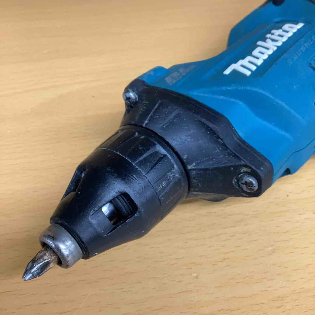マキタ(makita) コードレススクリュードライバー FS600DZ ボード ネジ締め 天井 片手 軽量 【越谷店】