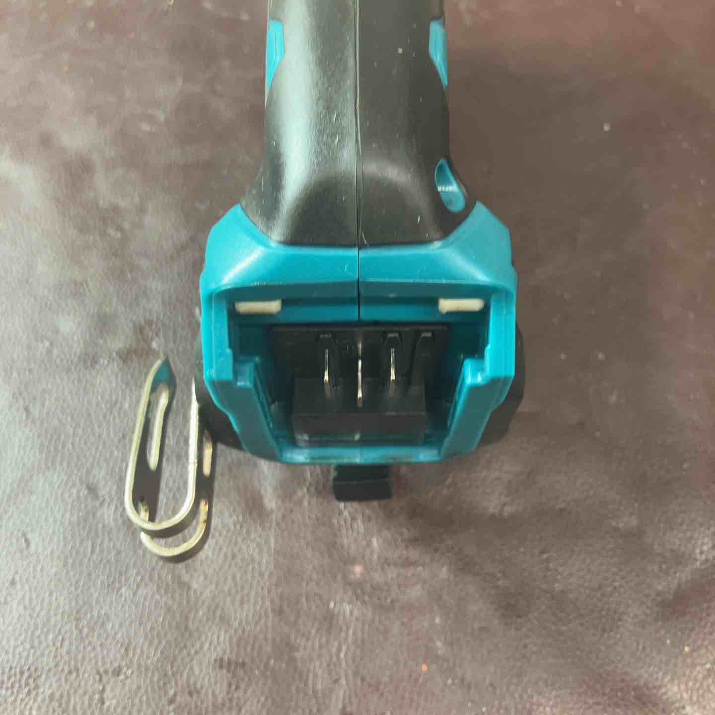 【中古品】 マキタ(makita) RT線専用コードレスタッカ ST113DSH 【東大和店】 中古品】 マキタ(makita) RT線専用コードレスタッカ ST113DSH 【東大和