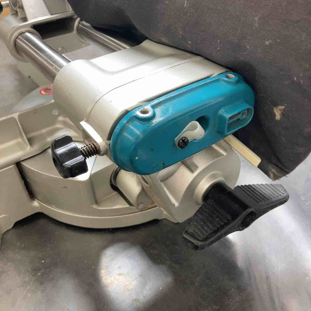 【中古品】マキタ(makita) コードレススライドマルノコ LS714DZ【所沢店】