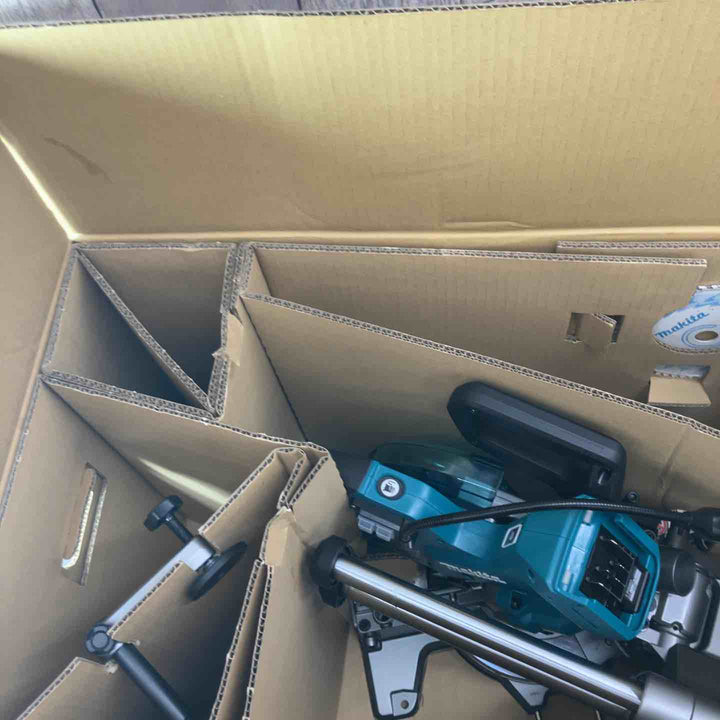 【未使用(店頭展示品)】★マキタ(makita) コードレススライドマルノコLS009GZ【東大和店】