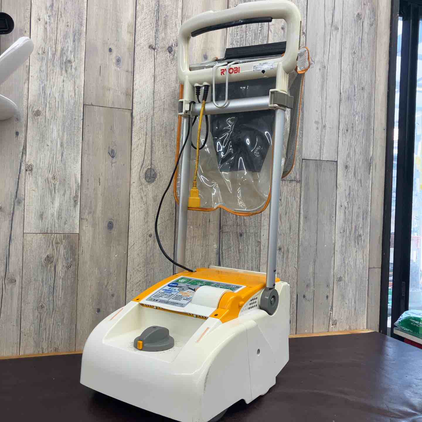 充電式 草刈り機（中古品）／使用4回のみ 草刈機・刈払機 – タグ 