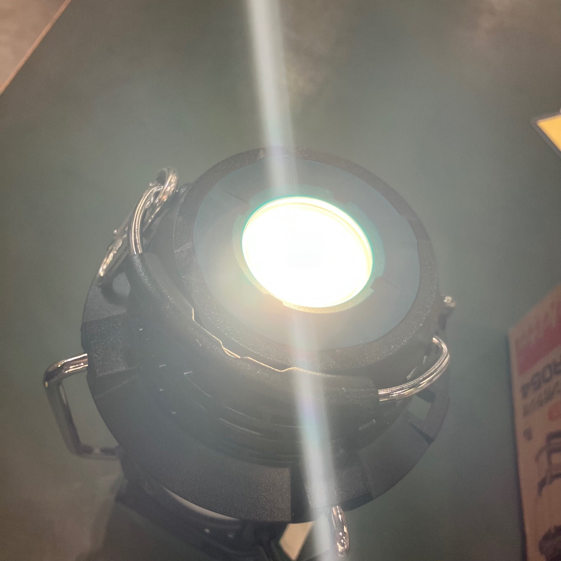 ☆マキタ(makita) コードレスランタン付きラジオ MR054【川口店