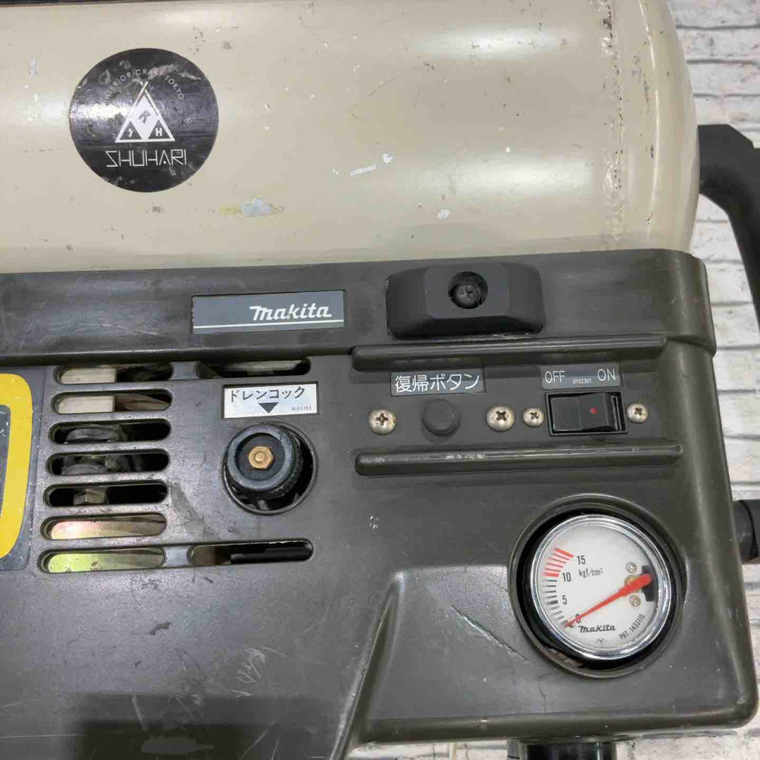 【現状品】マキタ 常圧コンプレッサー AC9031 保証なし【川口店】